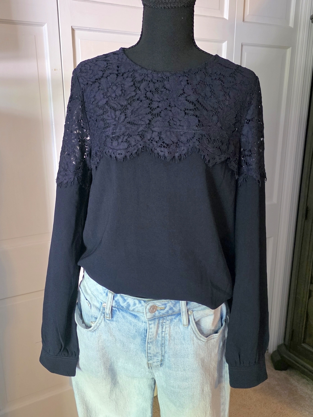 Lulus Navy Lace Yoke Long Sleeve Blouse NWT Size Small